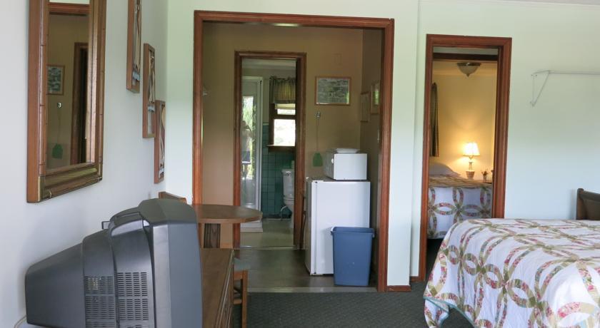 The Austin Inn Lake George Habitación foto