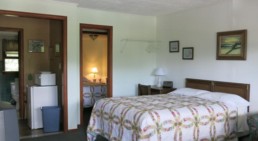 The Austin Inn Lake George Habitación foto